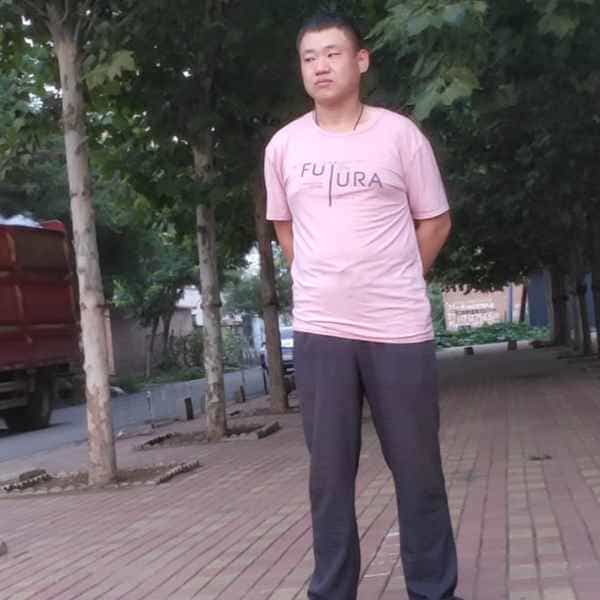 35岁岁河北单身帅哥 - 烟台吉缘网