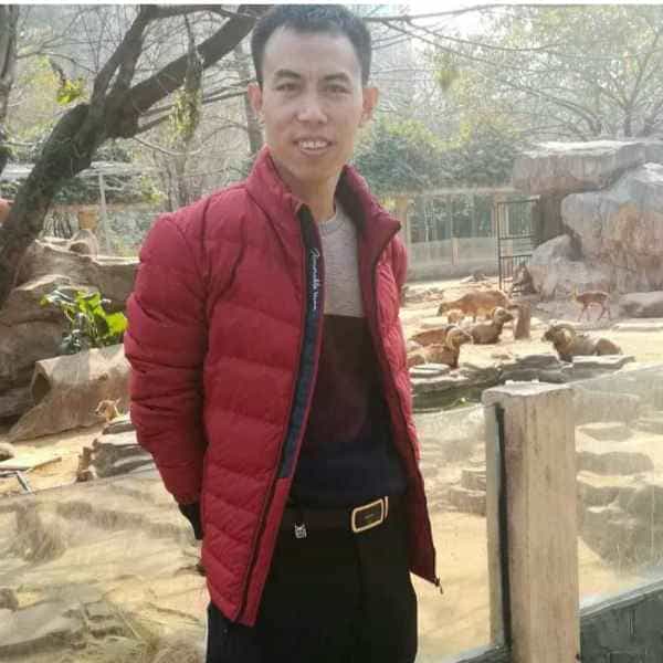42岁岁浙江单身帅哥 - 烟台吉缘网