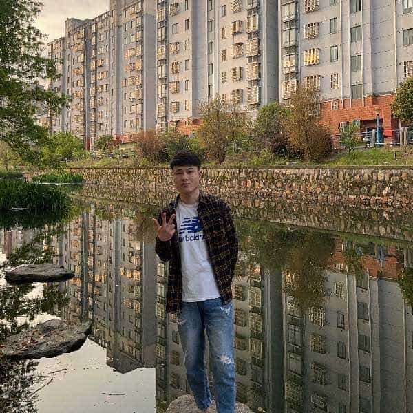 24岁岁河南单身帅哥 - 烟台吉缘网