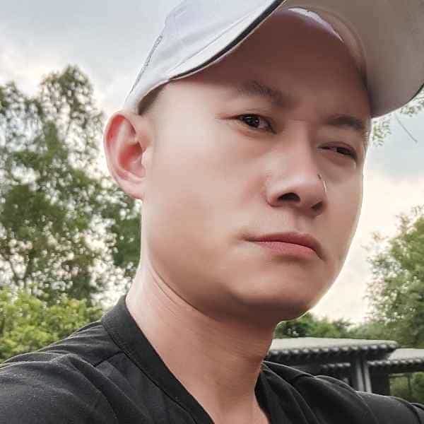 41岁岁湖南单身帅哥 - 烟台吉缘网