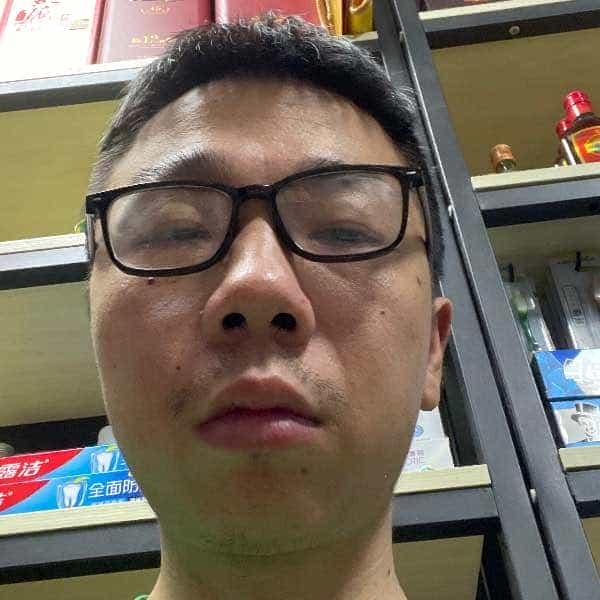 35岁岁湖北单身帅哥 - 烟台吉缘网