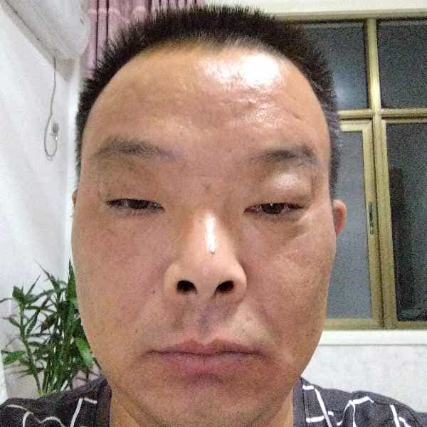 48岁岁江苏单身帅哥 - 烟台吉缘网