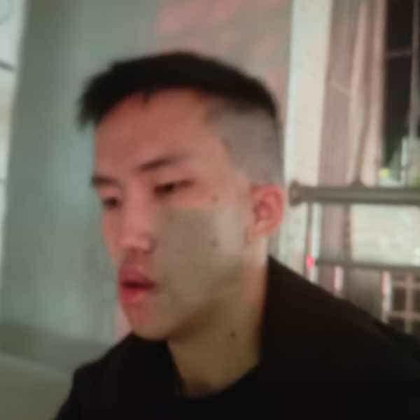 24岁岁广东单身帅哥 - 烟台吉缘网