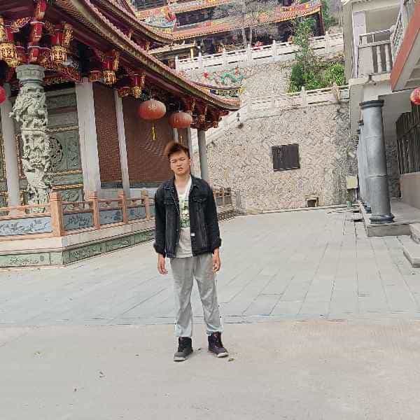 28岁岁江西单身帅哥 - 烟台吉缘网