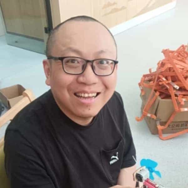 43岁岁江苏单身帅哥 - 烟台吉缘网